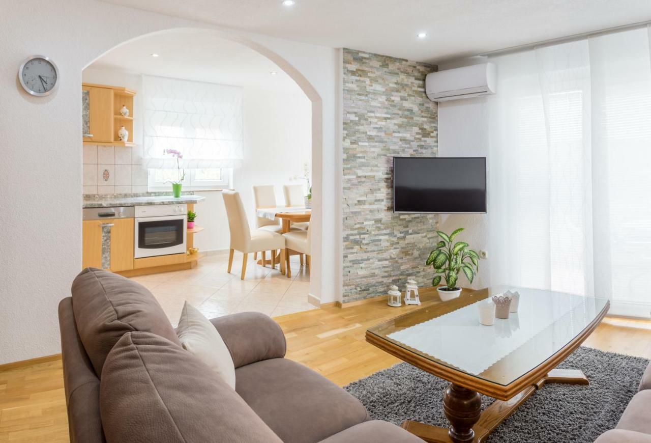 Apartments Contessa Novigrad Istria Kültér fotó