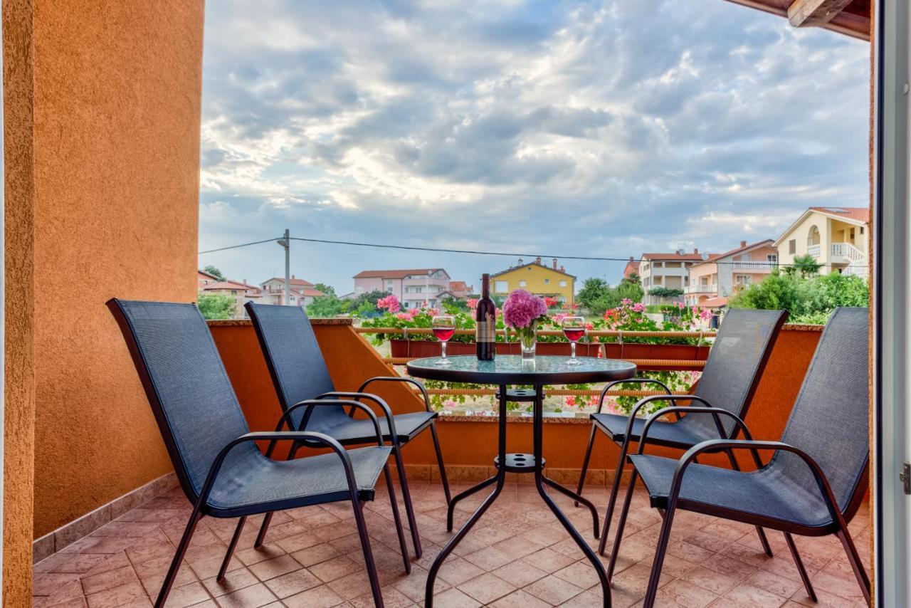 Apartments Contessa Novigrad Istria Kültér fotó